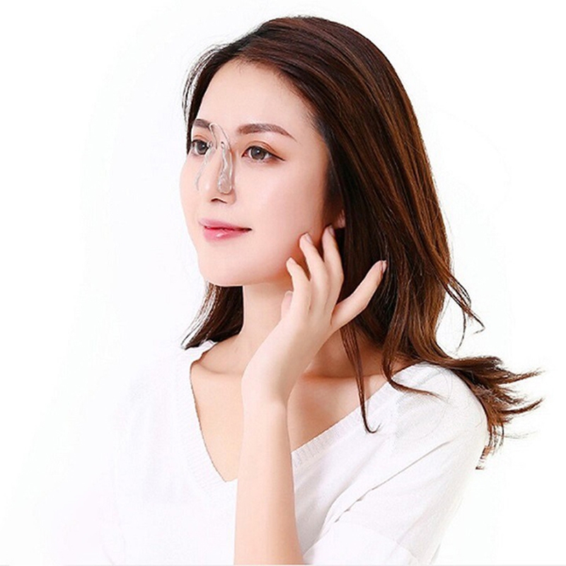 Dụng cụ nâng mũi có thực sự hiểu quả?