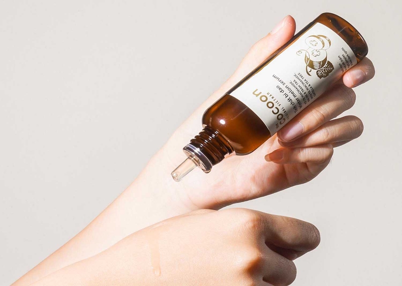 Dung dịch chấm mụn Cocoon có tốt không?