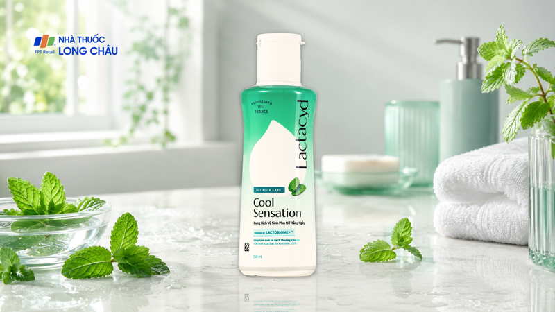 Dung dịch vệ sinh phụ nữ Lactacyd Cool Sensation