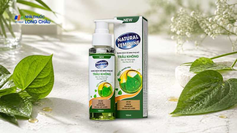 Dung dịch vệ sinh phụ nữ Natural Feminine Lá Trầu Không