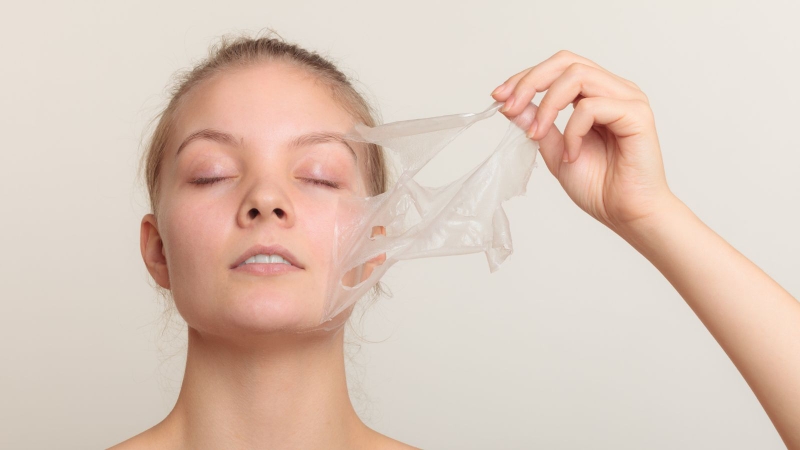 Mách bạn cách tận dụng dưỡng chất còn dư trong mặt nạ 3