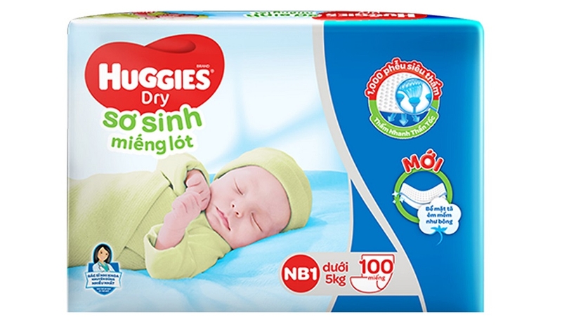 dùng miếng lót sơ sinh Huggies làm băng vệ sinh