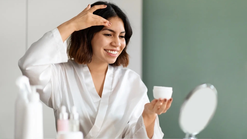 Dùng Niacinamide bao lâu thì bôi kem dưỡng là câu hỏi khiến nhiều người băn khoăn
