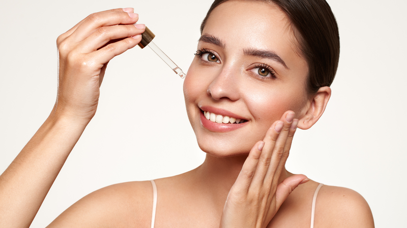 Dùng serum có bị ăn nắng không​? Một số lưu ý khi dùng serum 1