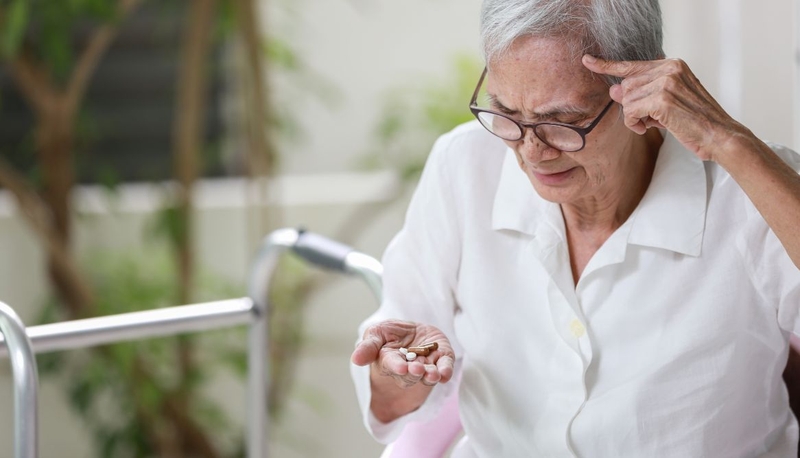 Dùng thuốc kháng sinh cho người cao tuổi và lưu ý quan trọng cần biết 2