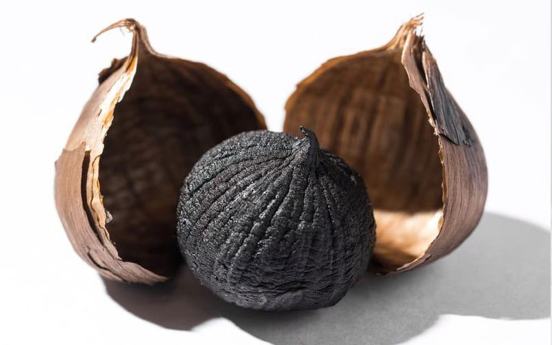 Tỏi cô đơn lên men thành tỏi đen