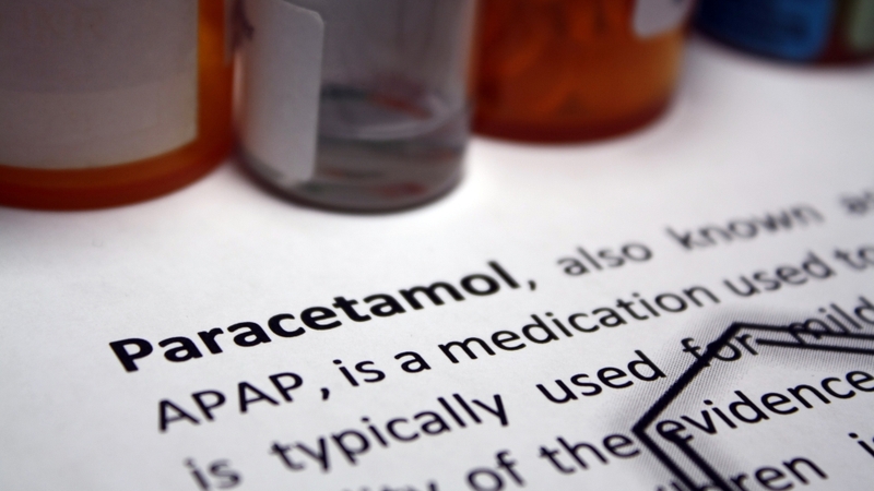 Dùng nhiều thuốc chứa paracetamol có thể khiến tổng liều vượt ngưỡng an toàn, gây hại gan