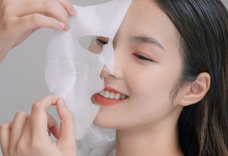 Dưỡng ẩm cho da mặt bằng mặt nạ cấp ẩm: Tốt hay không? 2