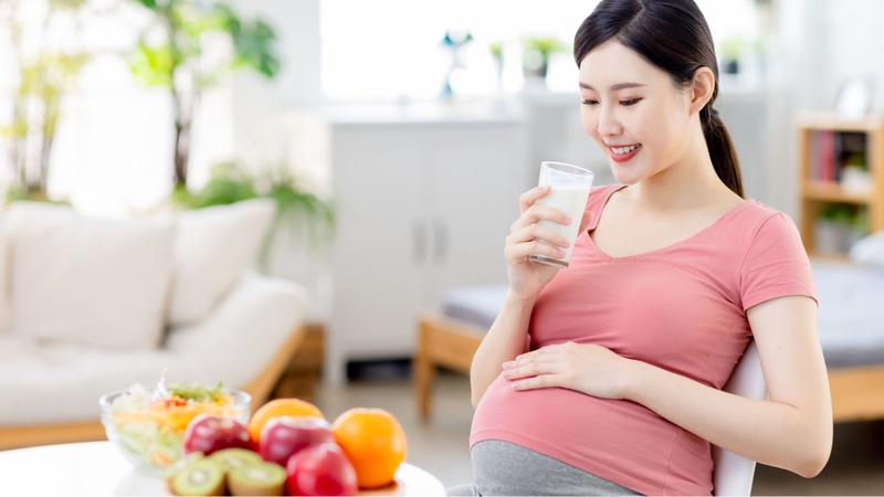 Bổ sung dinh dưỡng đầy đủ trong thai kỳ giúp trẻ phát triển toàn diện