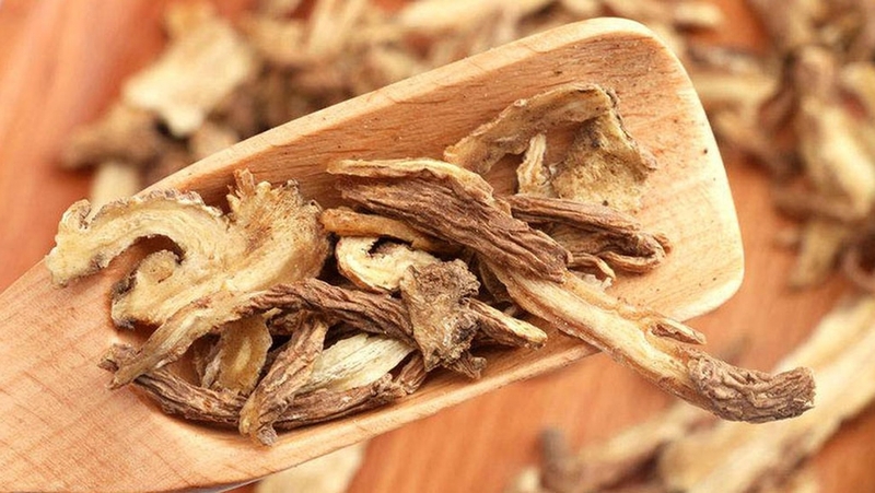 Đương quy có tác dụng gì? Công dụng và cách dùng 2