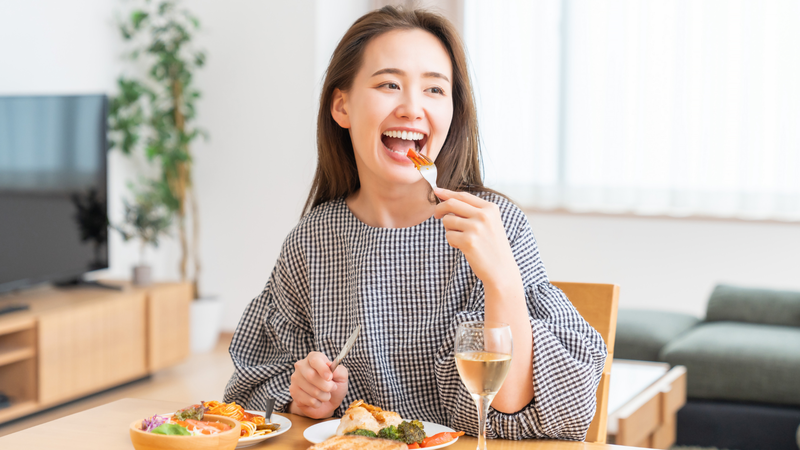 Đường tiêu hóa trên gồm những bộ phận nào? Miệng là cơ quan đầu tiên tham gia vào quá trình tiêu hóa thức ăn