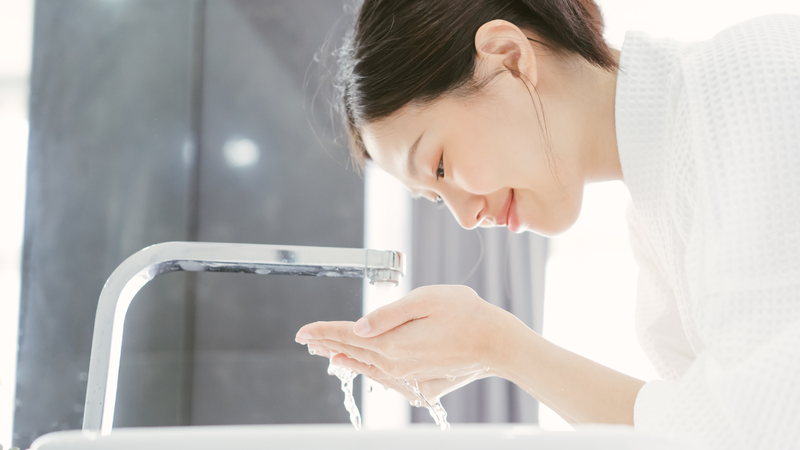 Essence dùng trước hay sau serum​ sẽ hiệu quả? 4