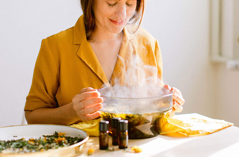 Có nên xông khi bị COVID?