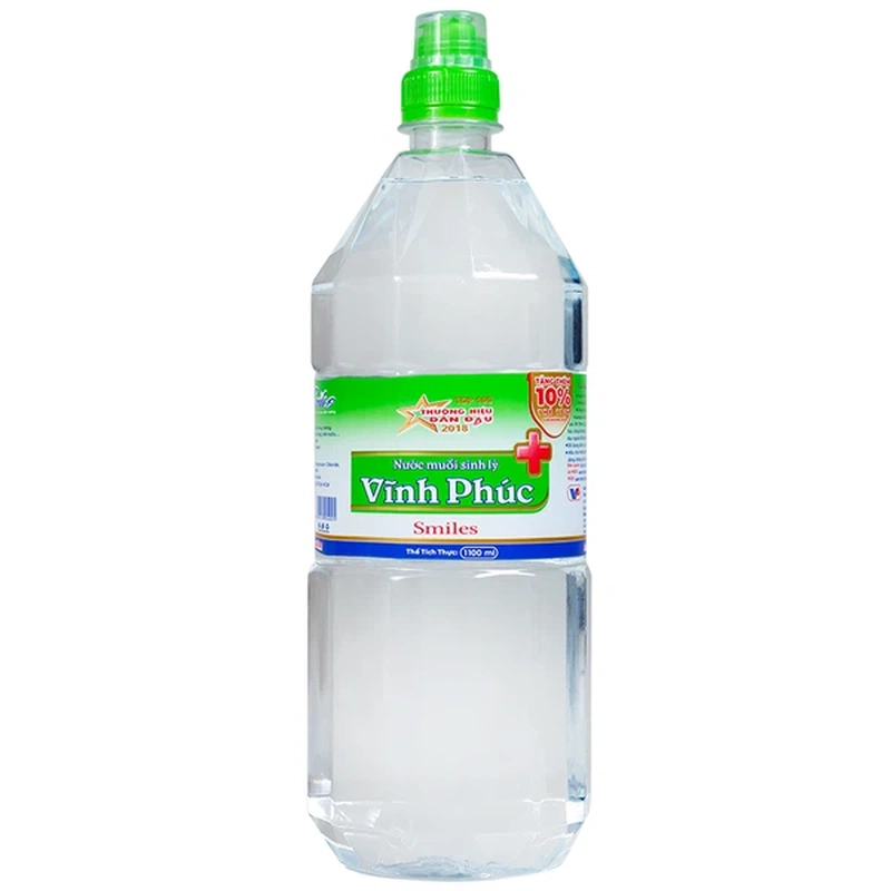 Những lưu ý khi sử dụng nước muối sinh lý để tẩy trang 2