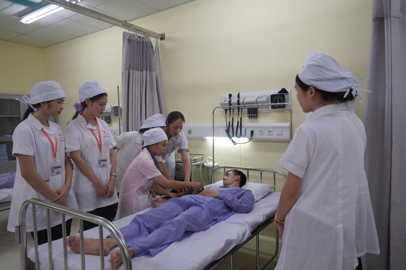 12 điều y đức của ngành Y tế Việt Nam mà người thầy thuốc cần nắm rõ và ghi nhớ 4