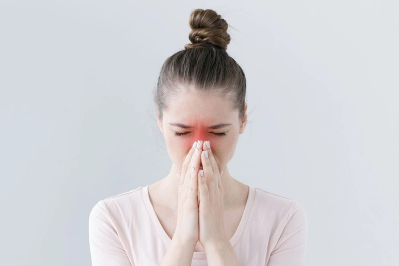 Nghẹt mũi khó thở là căn bệnh khiến cho nhiều người cảm thấy khó chịu
