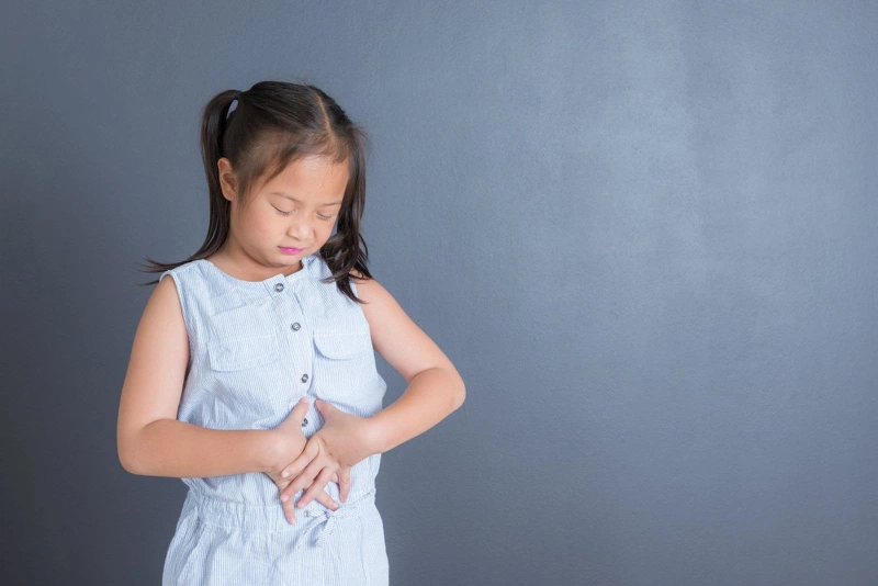 Nên làm gì khi trẻ bị sốt về chiều và đêm? 2