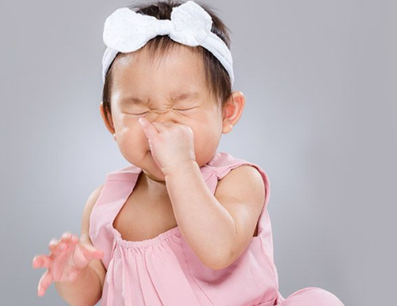 Cách giải quyết vấn đề trẻ sơ sinh bị nghẹt mũi về đêm 1