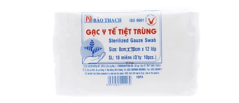 gạc tiệt trùng Bảo Thạch (8cm x 10cm x 12 lớp - 10 miếng)