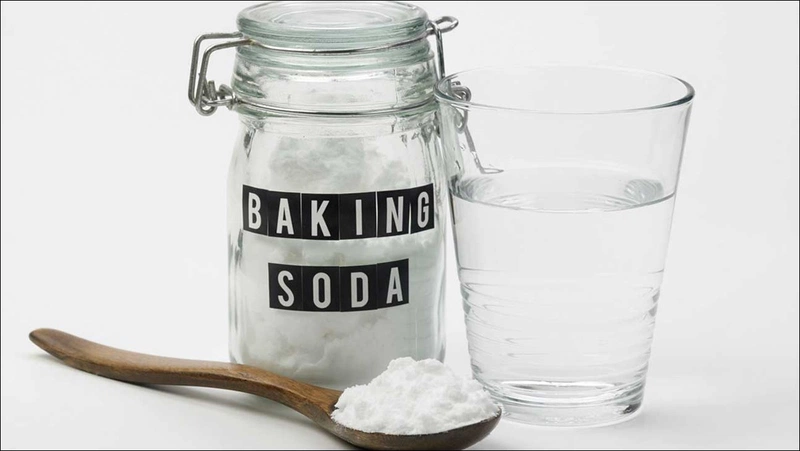 Trị hôi nách tại nhà bằng kem đánh răng với baking soda