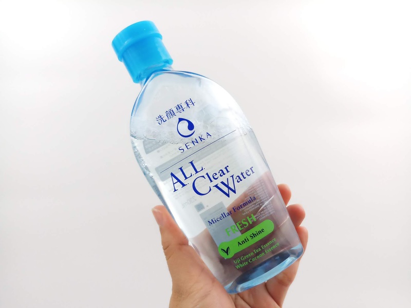 3 loại nước tẩy trang cho da hỗn hợp thiên dầu lành tính 2