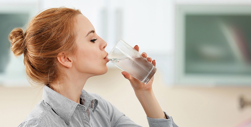 Uống nhiều nước giúp giảm cân, đẹp da và tốt cho tiêu hóa