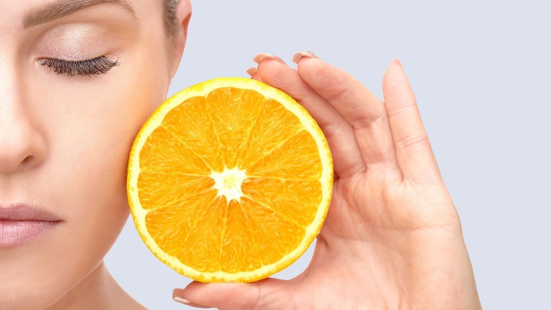 Vitamin C có tác dụng làm đẹp da và chống lão hóa da hiệu quả