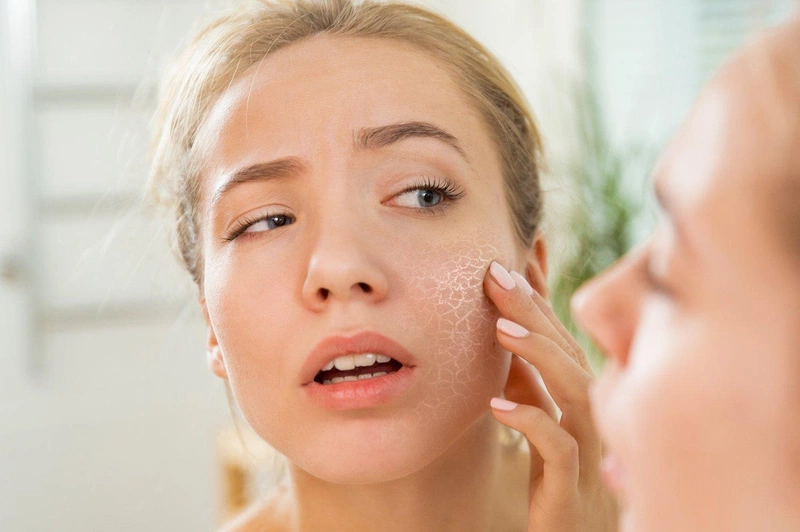 Bật mí các tinh chất chống lão hóa cho da nhạy cảm 1