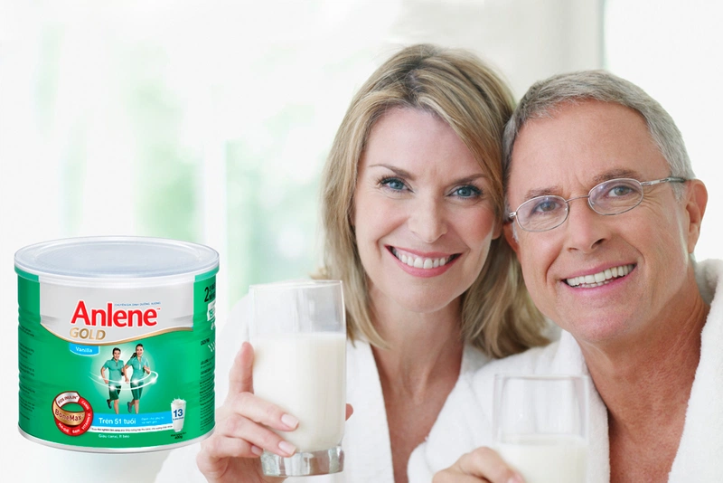 Bị thoái hóa cột sống nên uống sữa gì để bổ sung Canxi và vitamin D 3