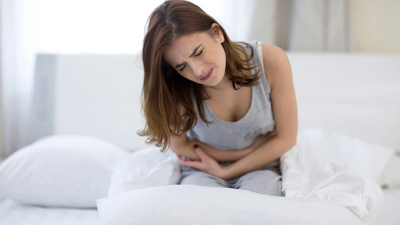 Thức khuya có bị đau dạ dày không