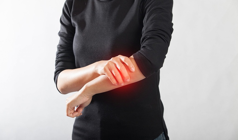 Hiểu đúng về dấu hiệu đau khớp tay để có cách điều trị phù hợp 2
