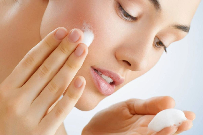 Hướng dẫn chọn sữa rửa mặt "chuẩn không cần chỉnh" cho da mụn 1