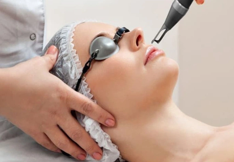 Lý do vì sao xăm môi bị lên mụn nước và cách xử lý 1