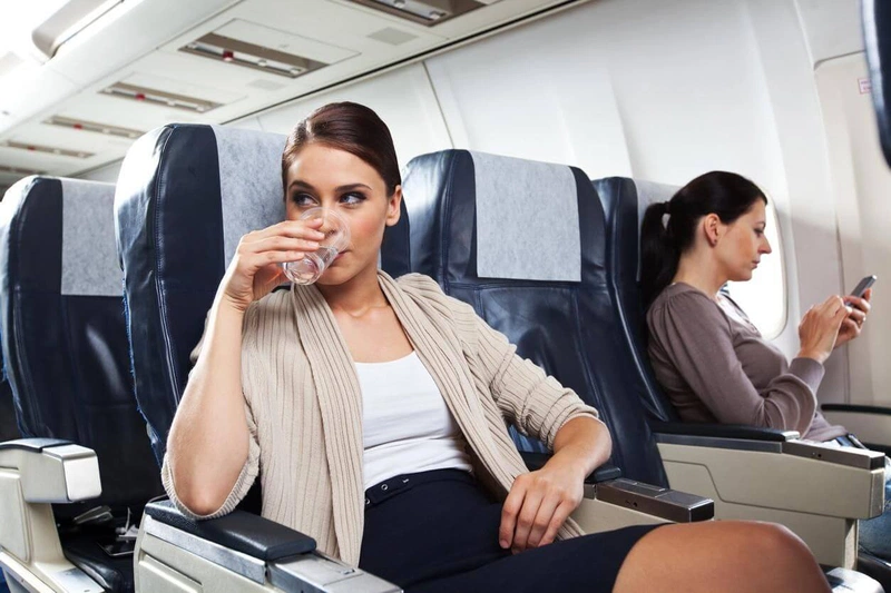 Mang bầu mấy tháng không được đi máy bay? Lưu ý khi tham gia chuyến bay mà mẹ bầu nên biết 3