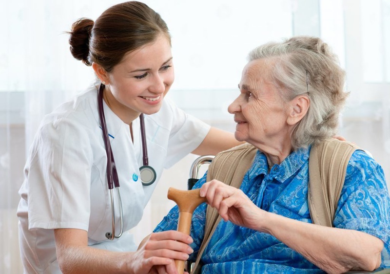 Người lớn tuổi bị huyết áp cao ăn gì cho tốt1