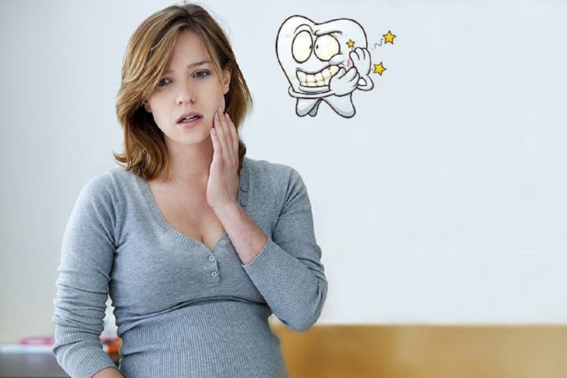 Nguyên nhân phụ nữ mang thai bị sâu răng: thay đổi nội tiết tố