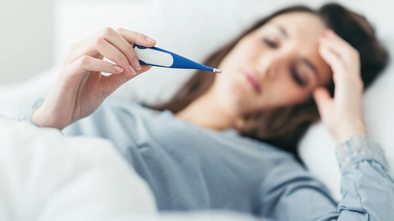 Những điều bạn cần biết về sốt kéo dài để hạn chế những biến chứng nguy hiểm 1