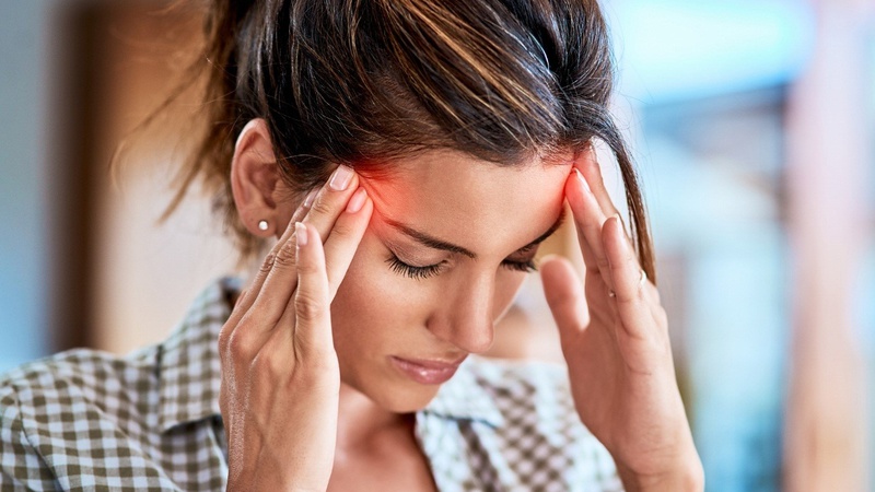 tắm đêm gây nhức đầu mãn tính