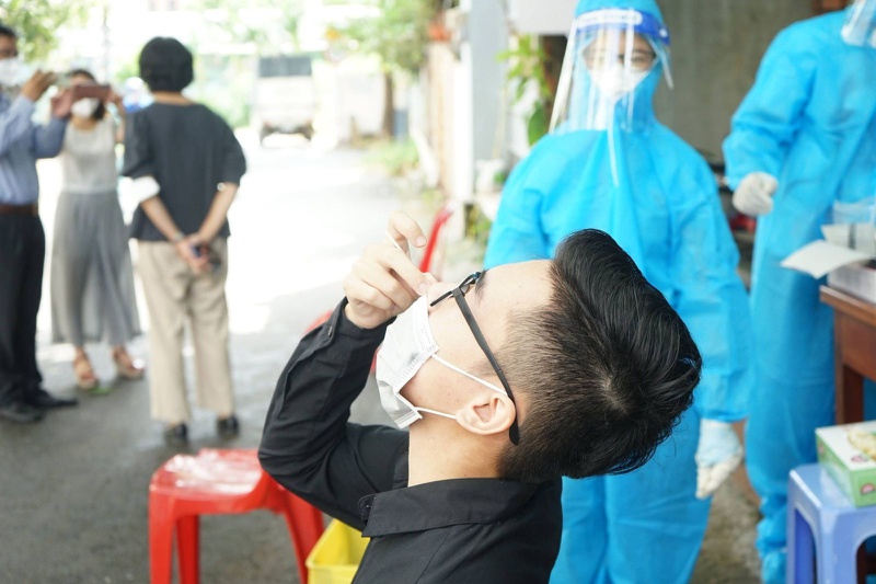 Những sai lầm khi tự test nhanh SARS-CoV-2 ở nhà dẫn đến kết quả không đúng 1