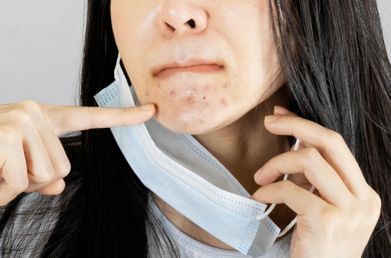 Những tác hại khi sử dụng khẩu trang y tế kém chất lượng 1