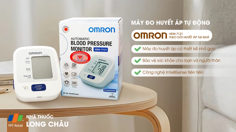 Máy đo huyết áp omron hem-7121 chính hãng mua tại Nhà thuốc Long Châu 1