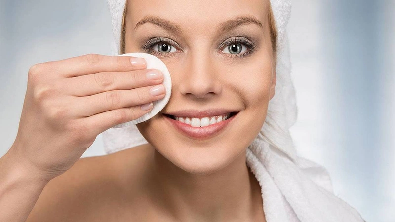 Sử dụng nước tẩy trang như thế nào để mang đến hiệu quả nhất cho da 1