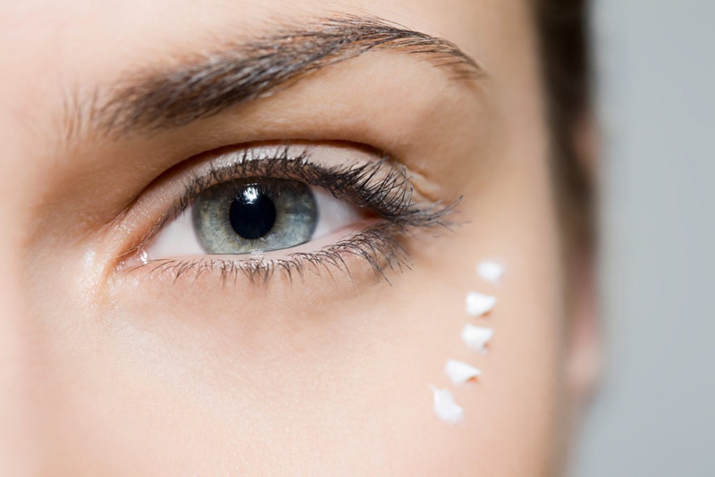 Tác dụng phụ Retinol và cách khắc phục bạn cần tìm hiểu rõ trước sử dụng 3