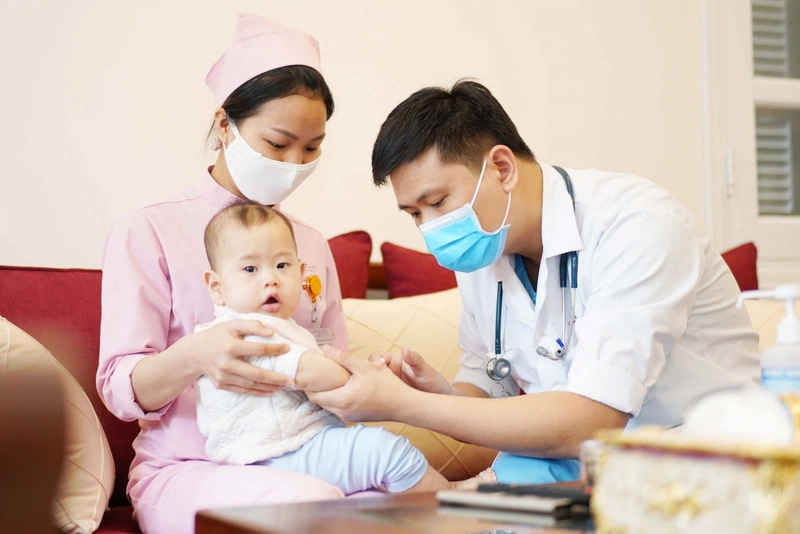 Thuốc Tobrex nhỏ mắt cho trẻ sơ sinh được không? 4