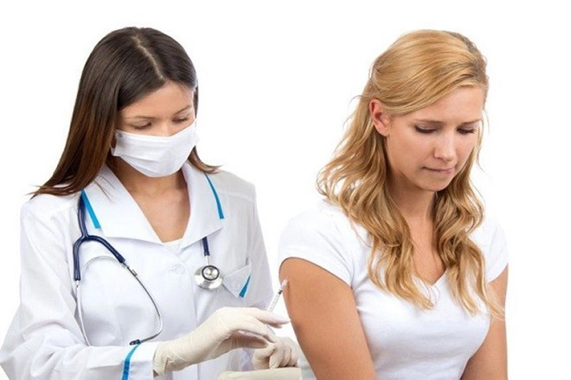 Tiêm thuốc tránh thai cần phải kiêng quan hệ bao lâu 3