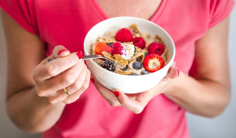 7 Cách ăn granola giảm cân (Hiệu quả và Đơn giản) tại nhà