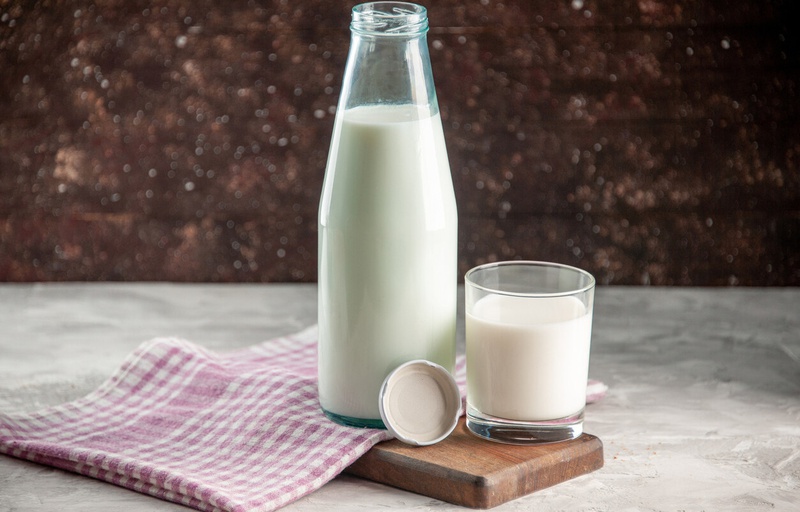Sữa cung cấp protein, carbs và chất béo hỗ trợ phát triển cơ