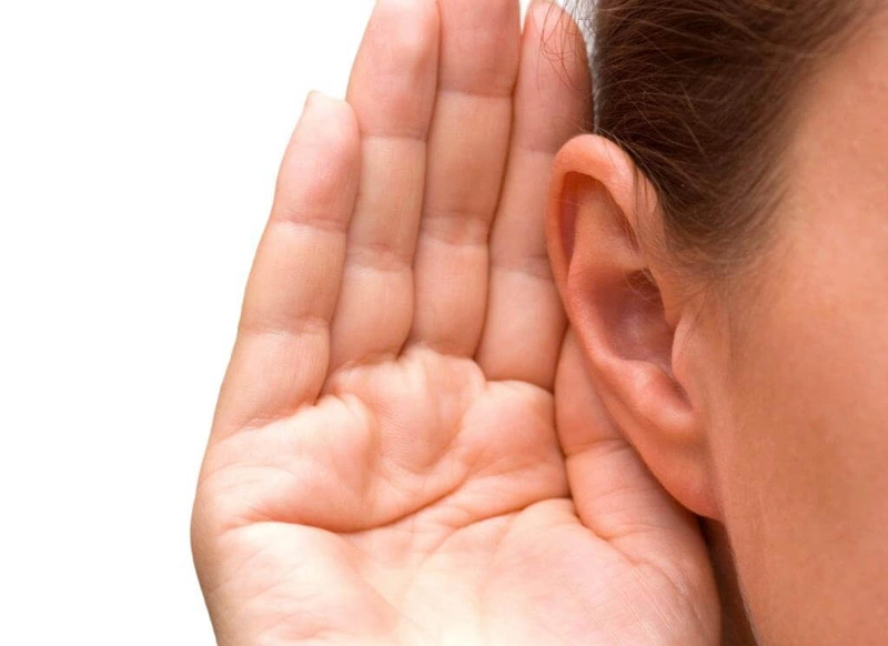 Ù tai  giảm  thính  lực