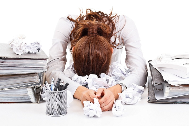 Áp lực công việc quá lớn làm tăng nguy cơ nhồi máu cơ tim 1