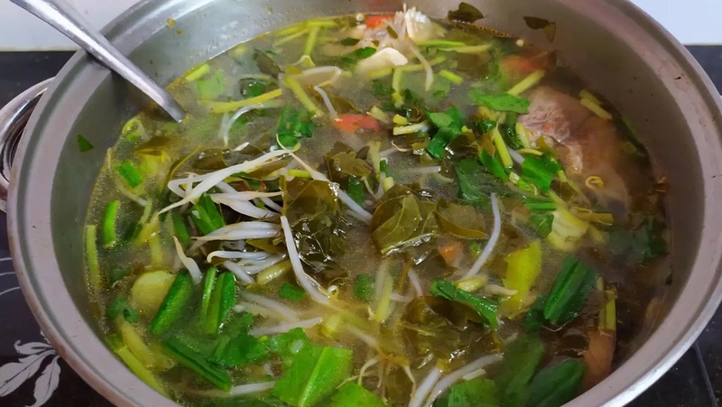 Bà bầu có ăn được lá lồm không
